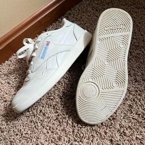 Size 8 Reebok Classics
